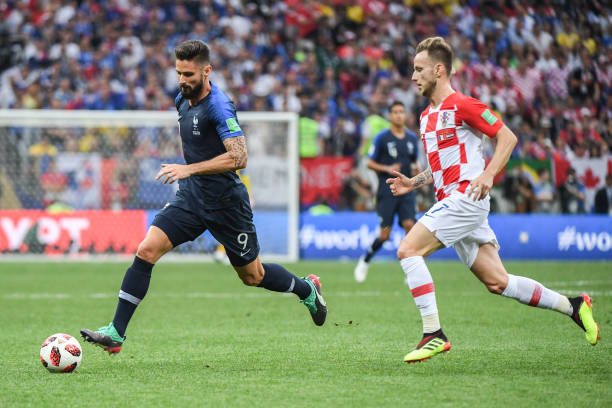 显得尤其珍 显得尤其珍