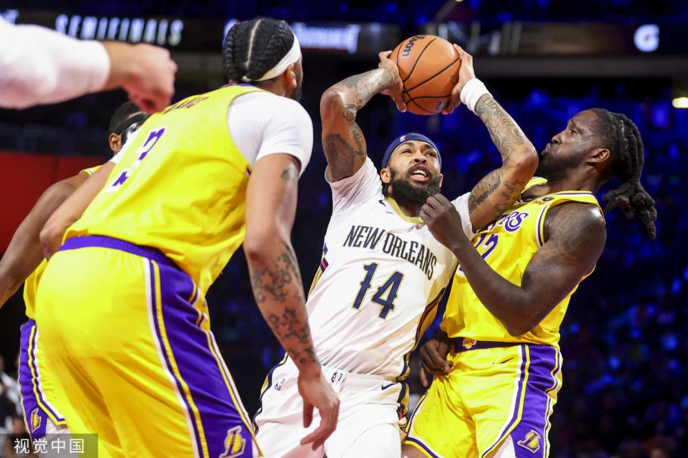 过鼓励和支 过鼓励和支